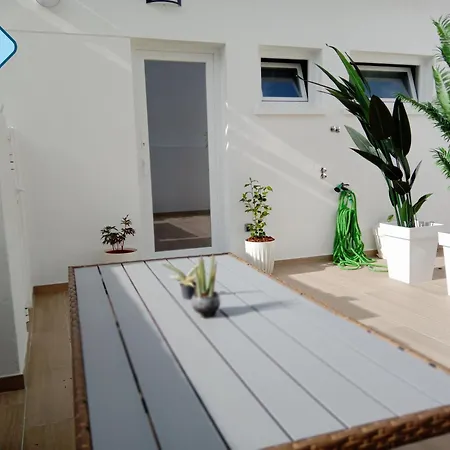 At Maries 4 Blue * 페니케